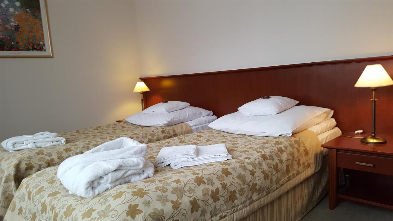 Hotel Dworek*** Skierniewice Εξωτερικό φωτογραφία